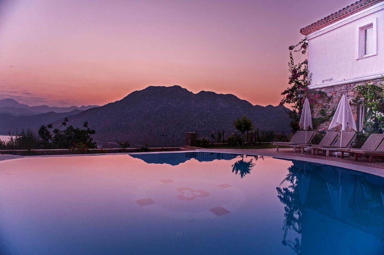 Swan Lake Hotel - Adult Only Selimiye  Zewnętrze zdjęcie